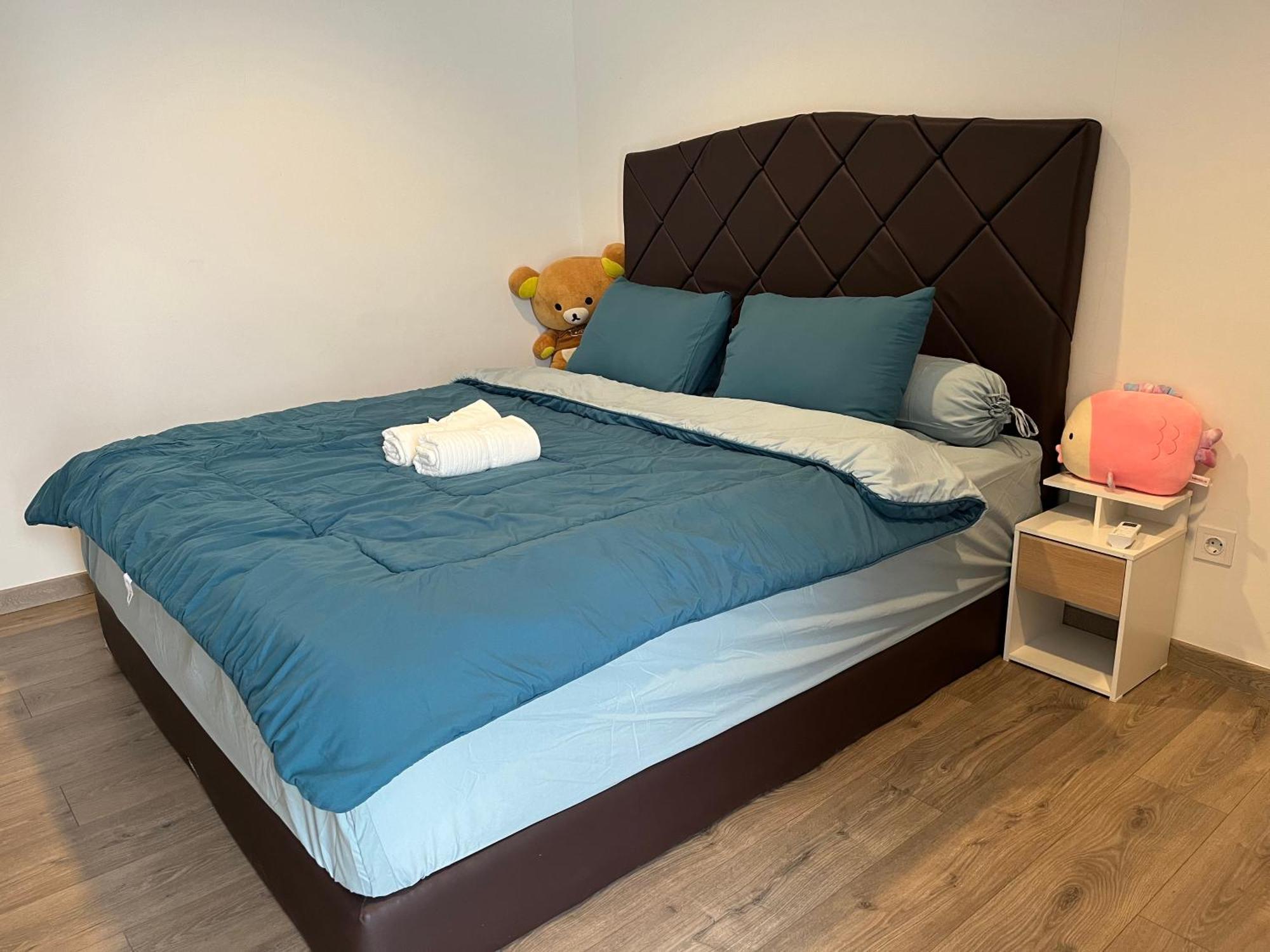 2 Floor Cozy House In Wisteria Jakarta Garden City Extérieur photo